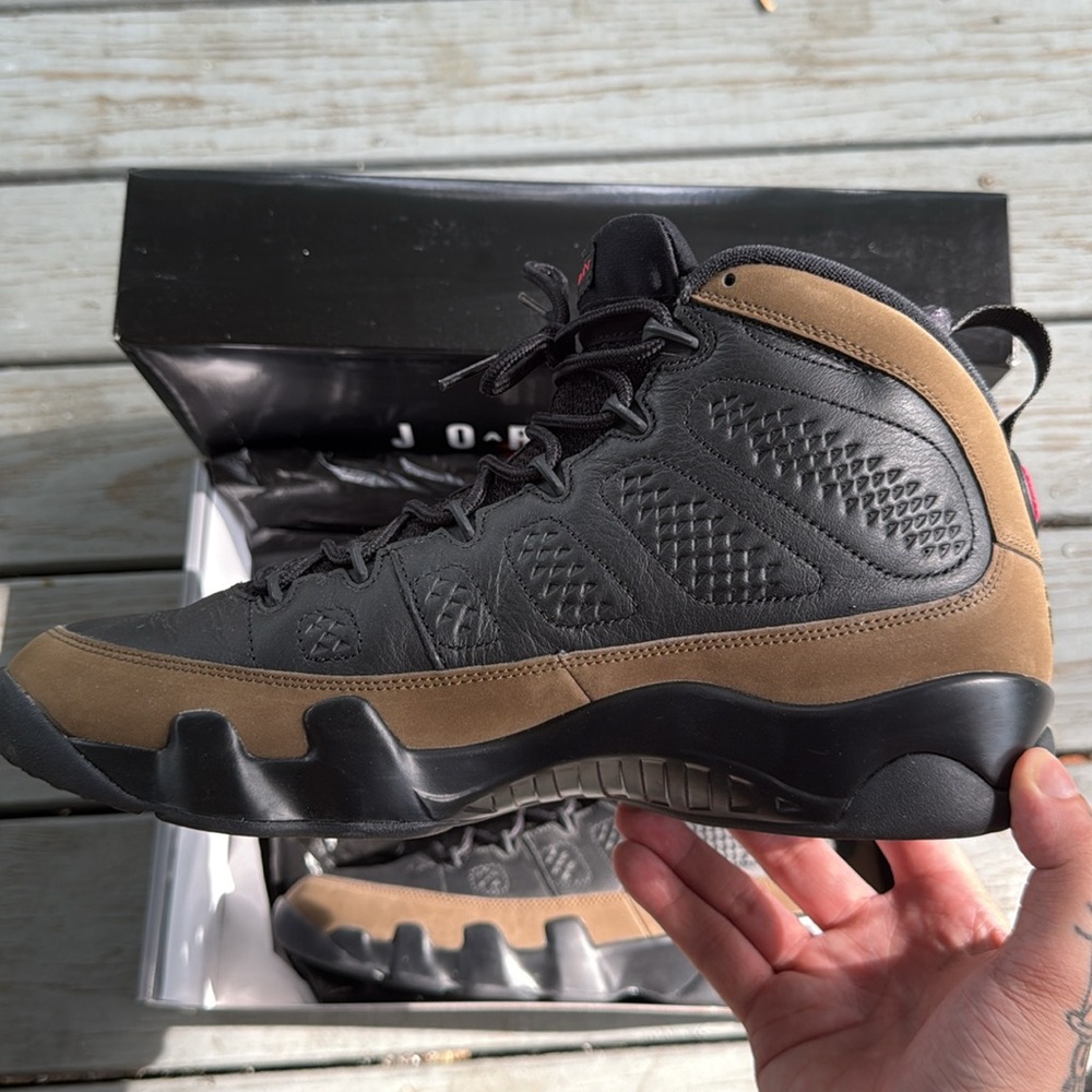 VNDS Air Jordan 9 Retro “Olive” 2024 - Picture 10 of 15
